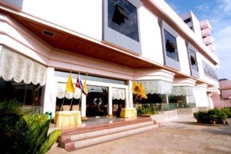 La Paloma Hotel Phitsanulok Exterior photo